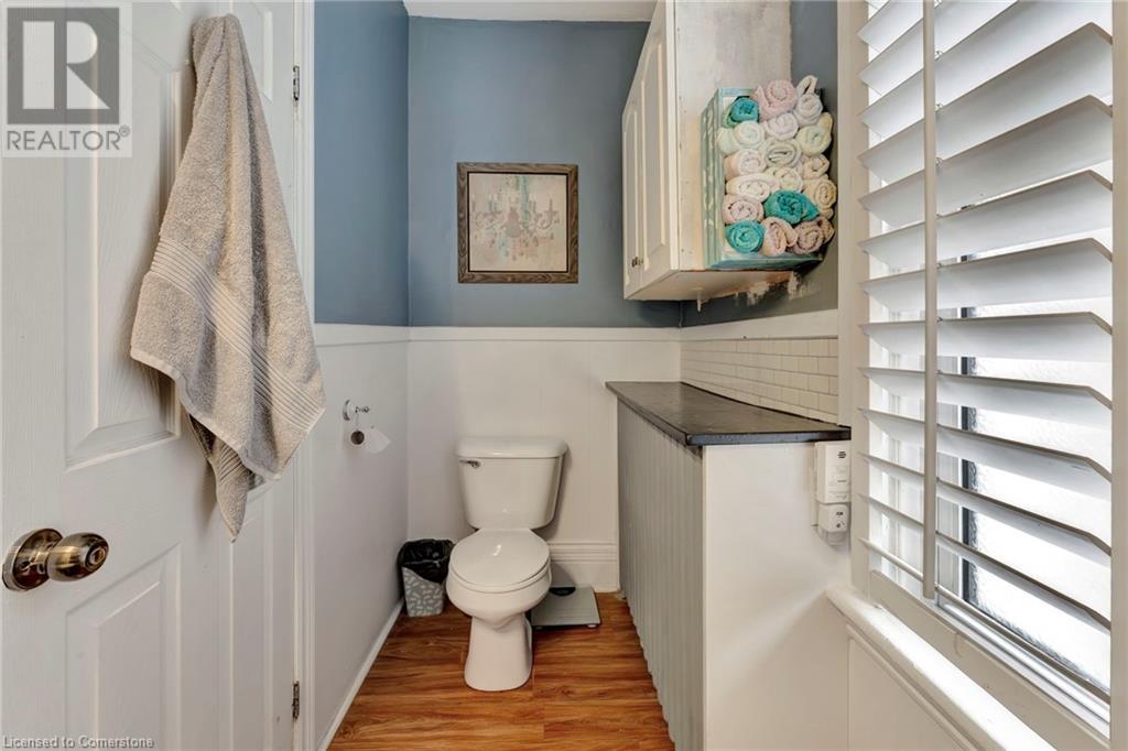 Photo 22 of 237 Marlborough Street, Brantford ON