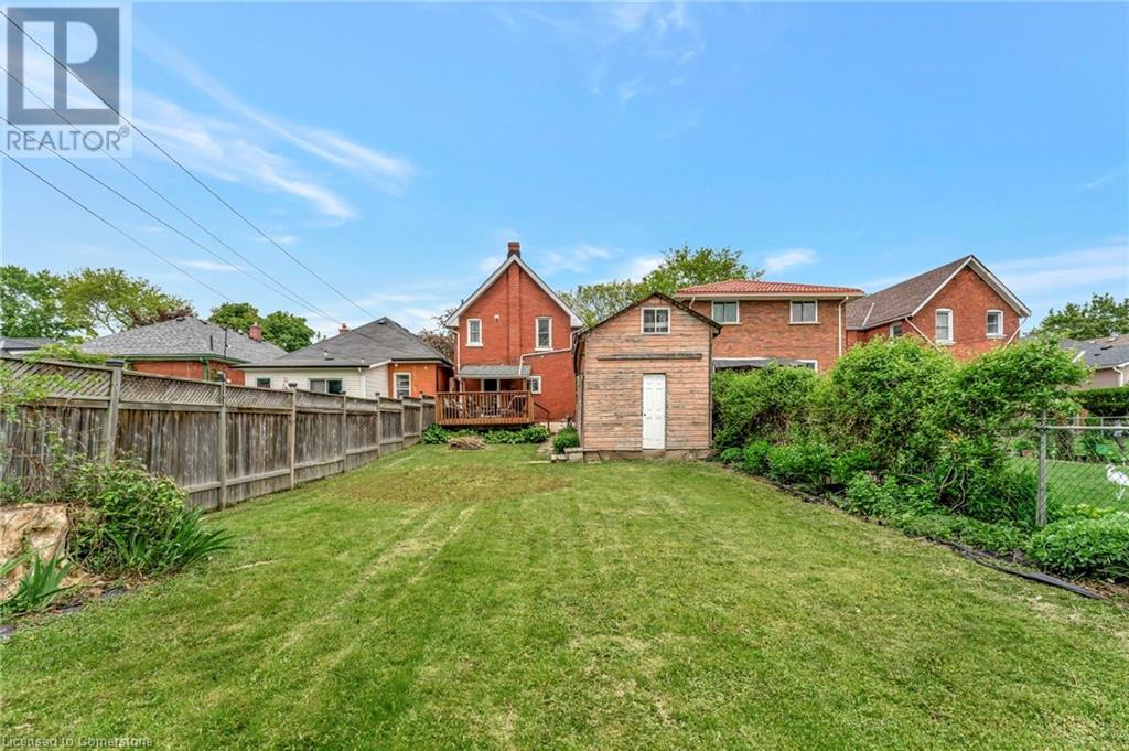 Photo 34 of 237 Marlborough Street, Brantford ON