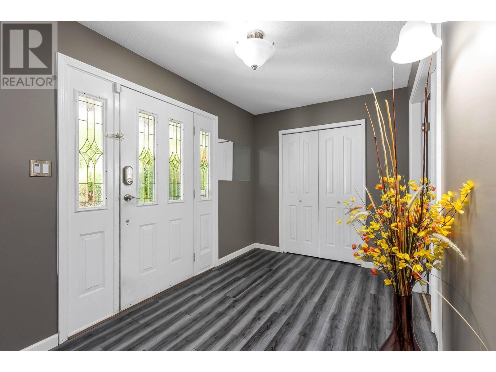 Photo 5 of 23053 125 A Avenue, Maple Ridge BC