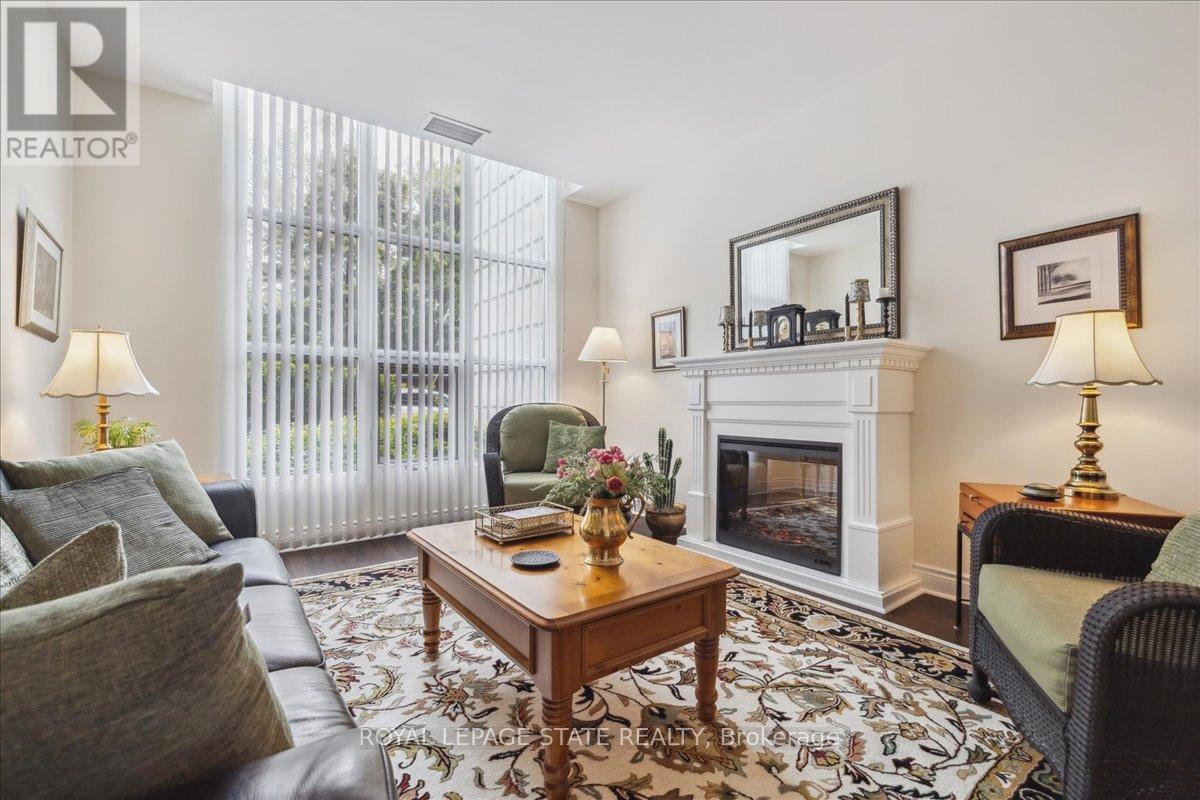 Photo 38 of 102 442 Maple Avenue, Burlington ON