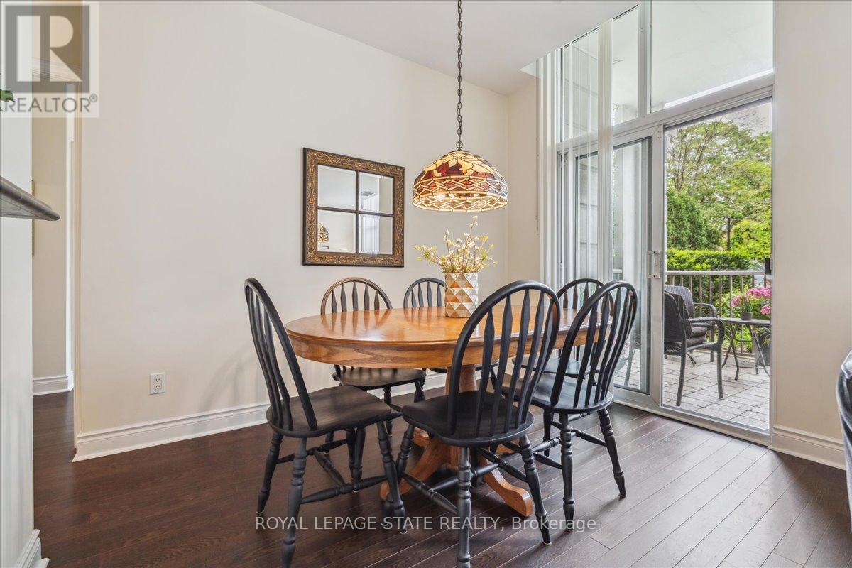 Photo 40 of 102 442 Maple Avenue, Burlington ON