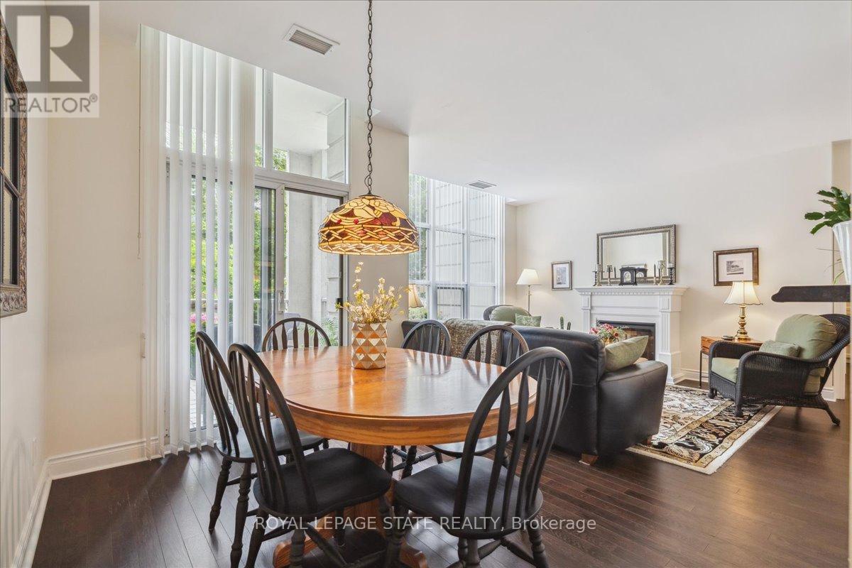 Photo 18 of 102 442 Maple Avenue, Burlington ON