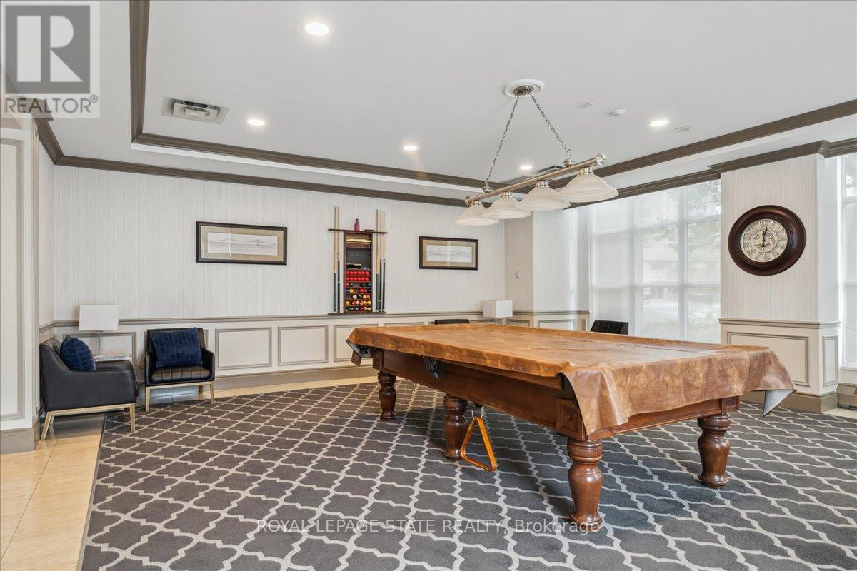 Photo 31 of 102 442 Maple Avenue, Burlington ON