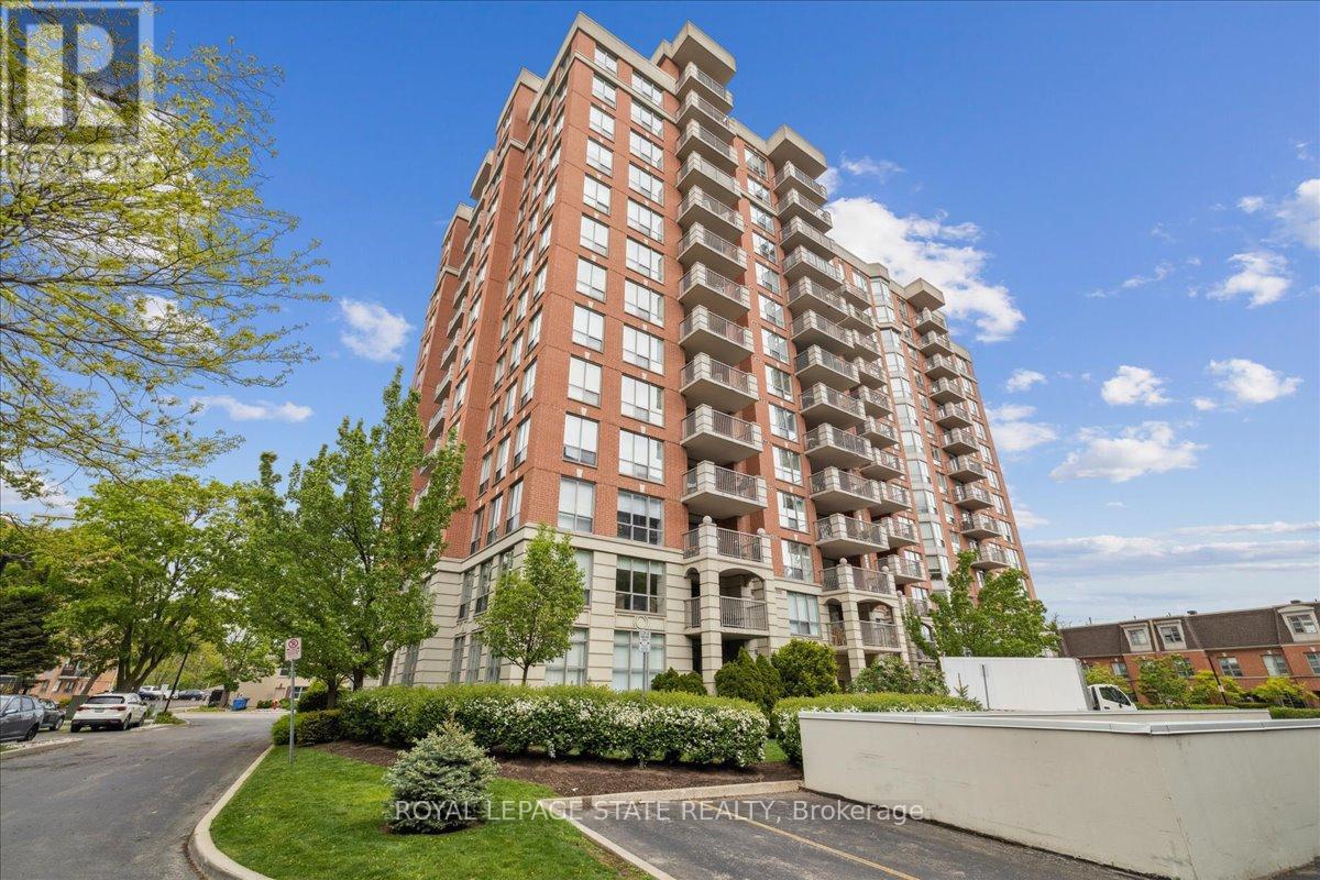 Photo 37 of 102 442 Maple Avenue, Burlington ON