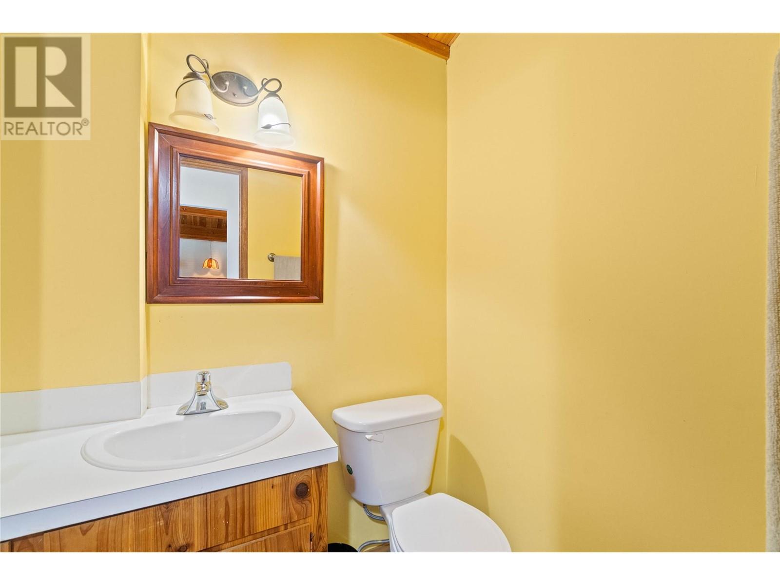 4750 Sunnybrae Canoe Point Road, Tappen