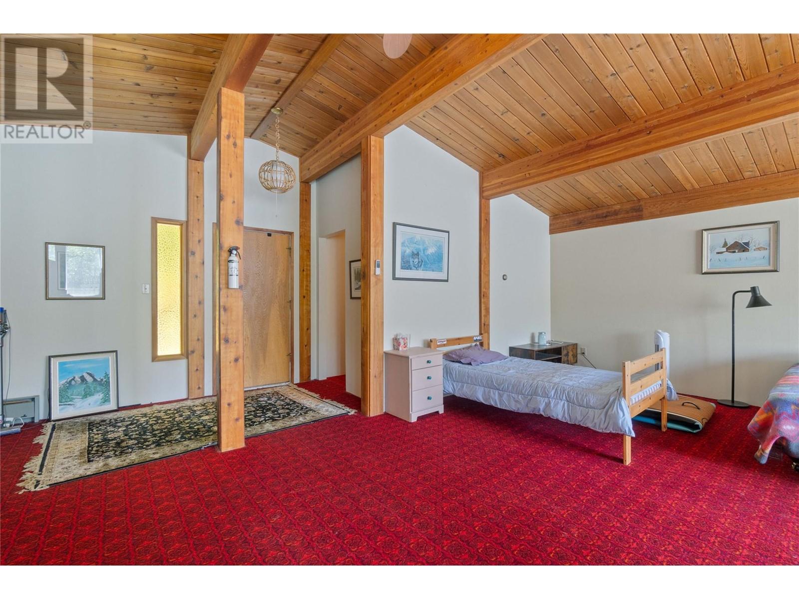 4750 Sunnybrae Canoe Point Road, Tappen