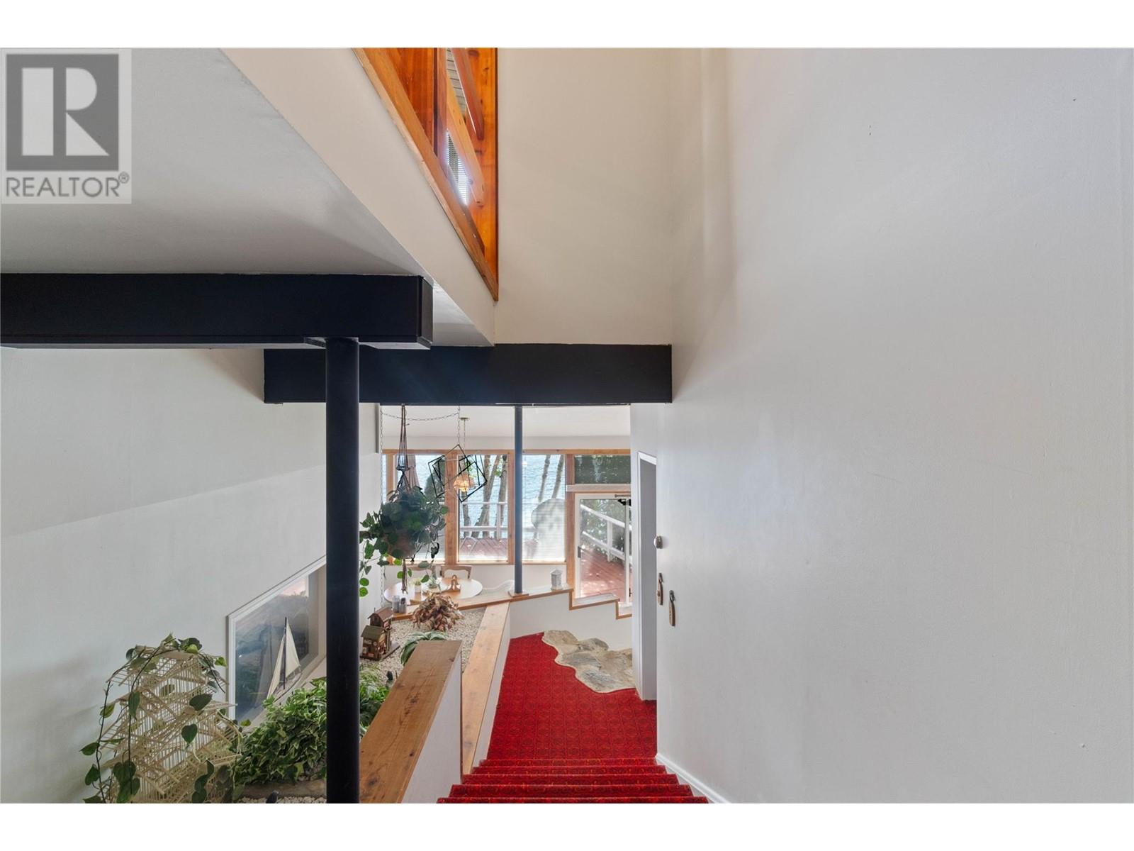 4750 Sunnybrae Canoe Point Road, Tappen