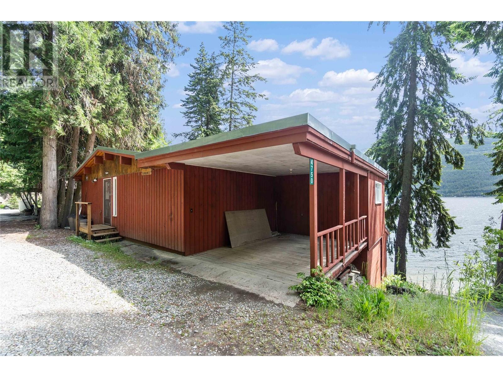 4750 Sunnybrae Canoe Point Road, Tappen