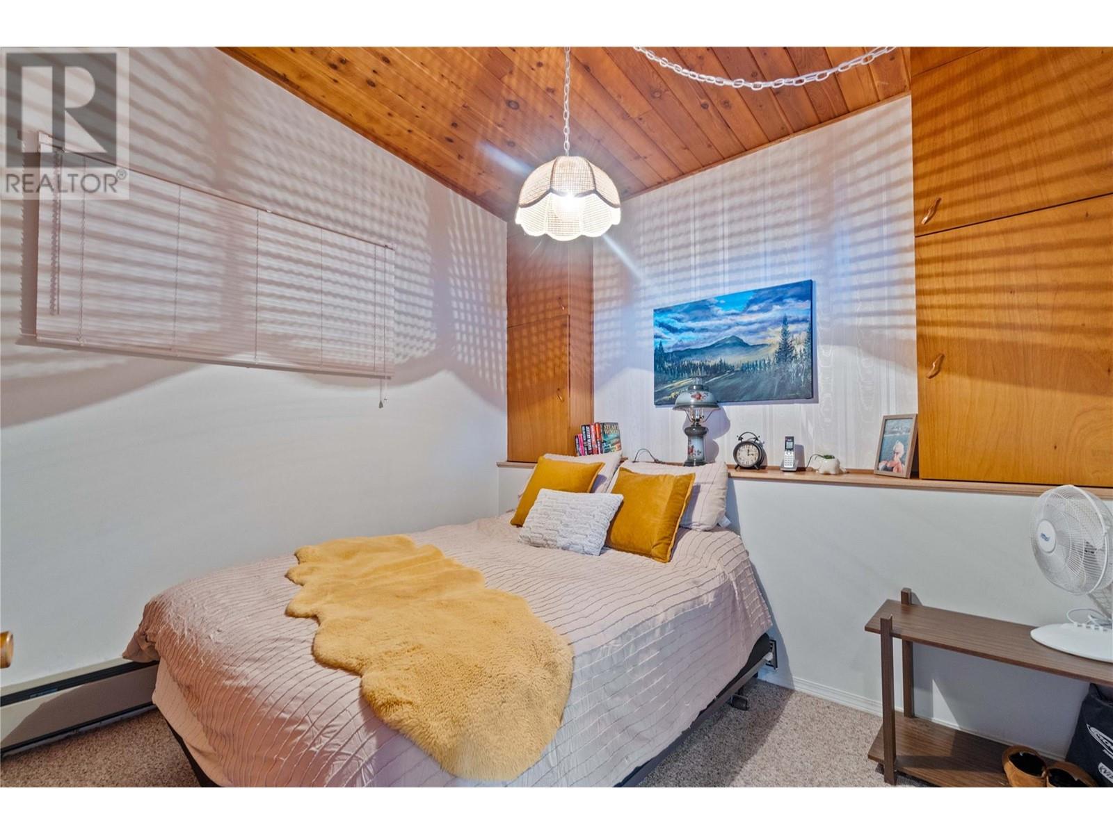4750 Sunnybrae Canoe Point Road, Tappen