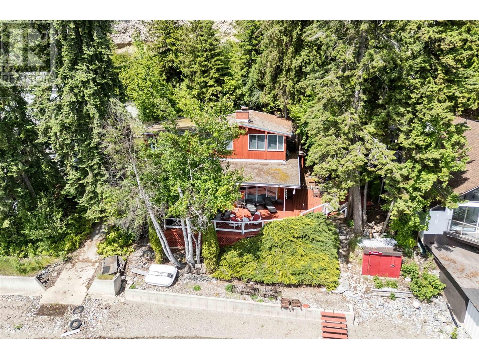 4750 Sunnybrae Canoe Point Road, Tappen
