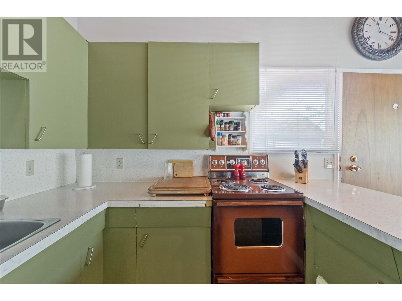 4750 Sunnybrae Canoe Point Road, Tappen