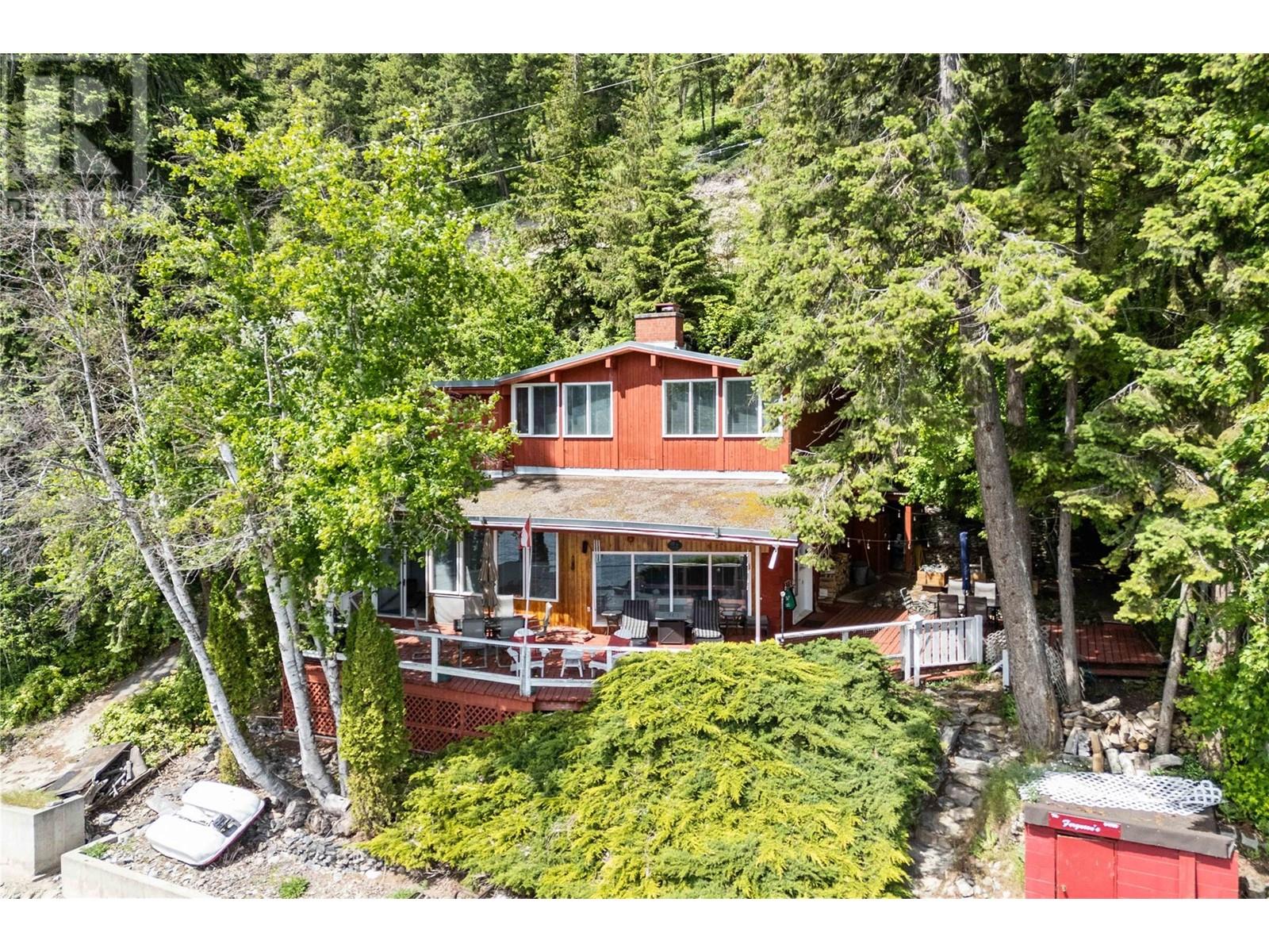 4750 Sunnybrae Canoe Point Road, Tappen