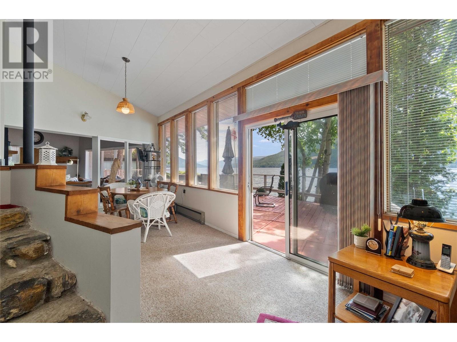 4750 Sunnybrae Canoe Point Road, Tappen