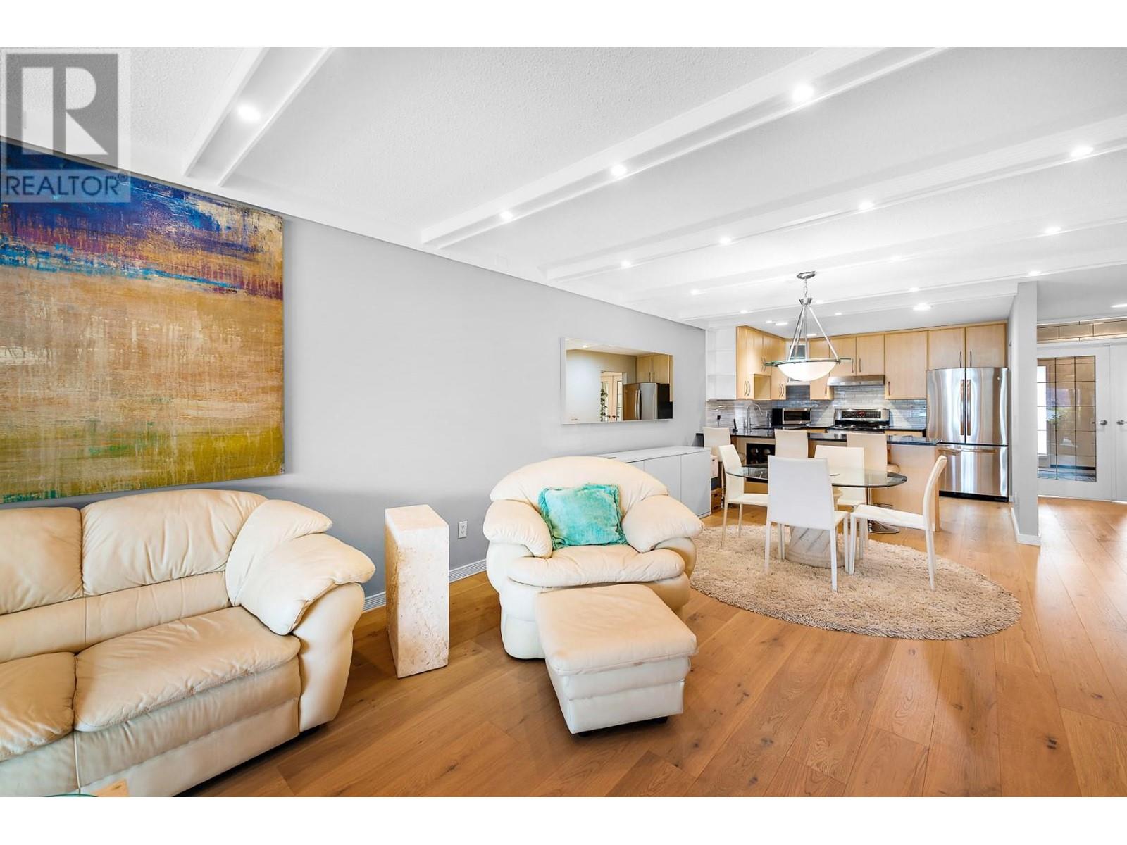 208 2900 Abbott Street, Kelowna
