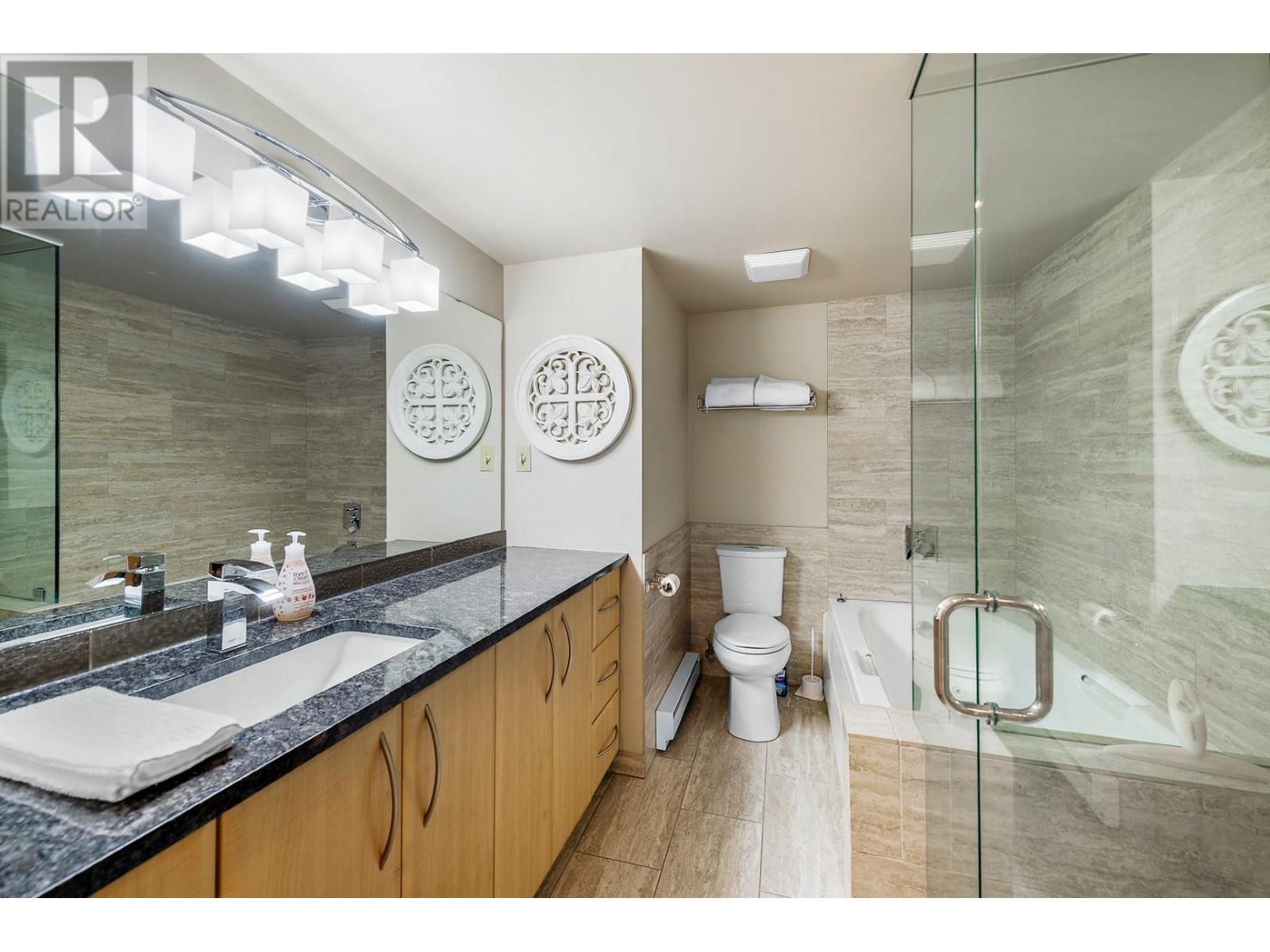 208 2900 Abbott Street, Kelowna