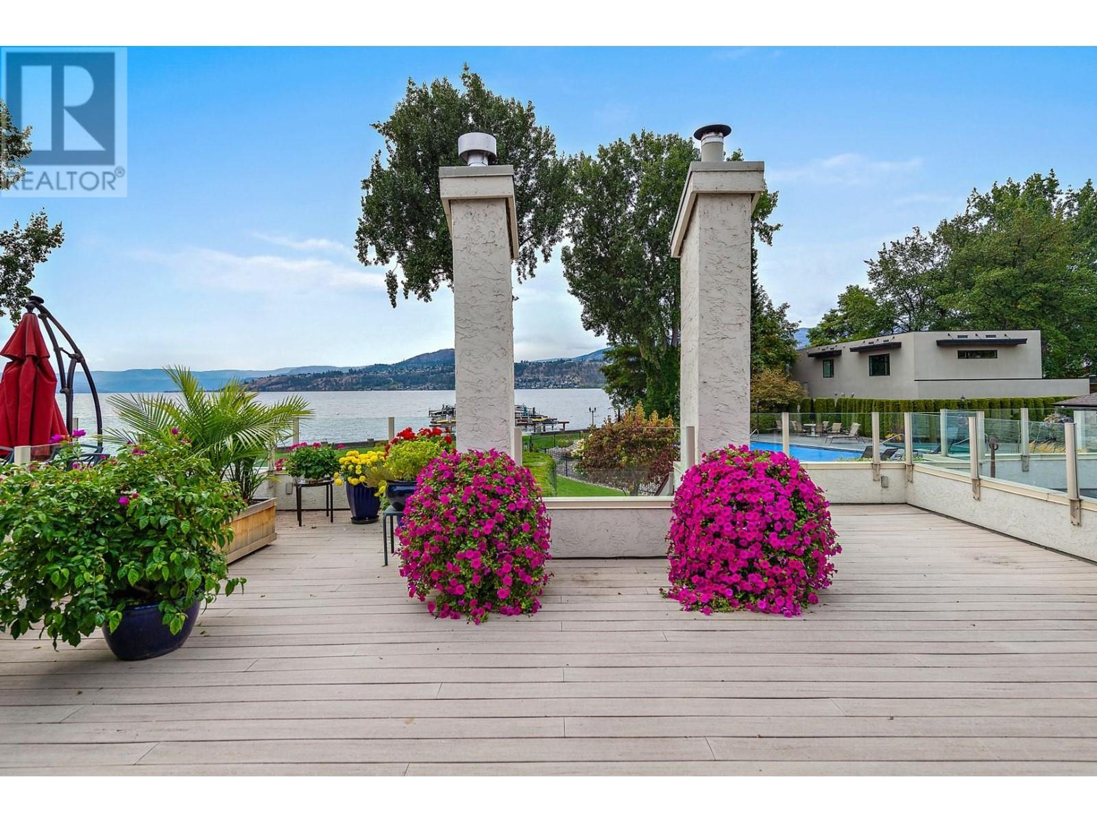 208 2900 Abbott Street, Kelowna