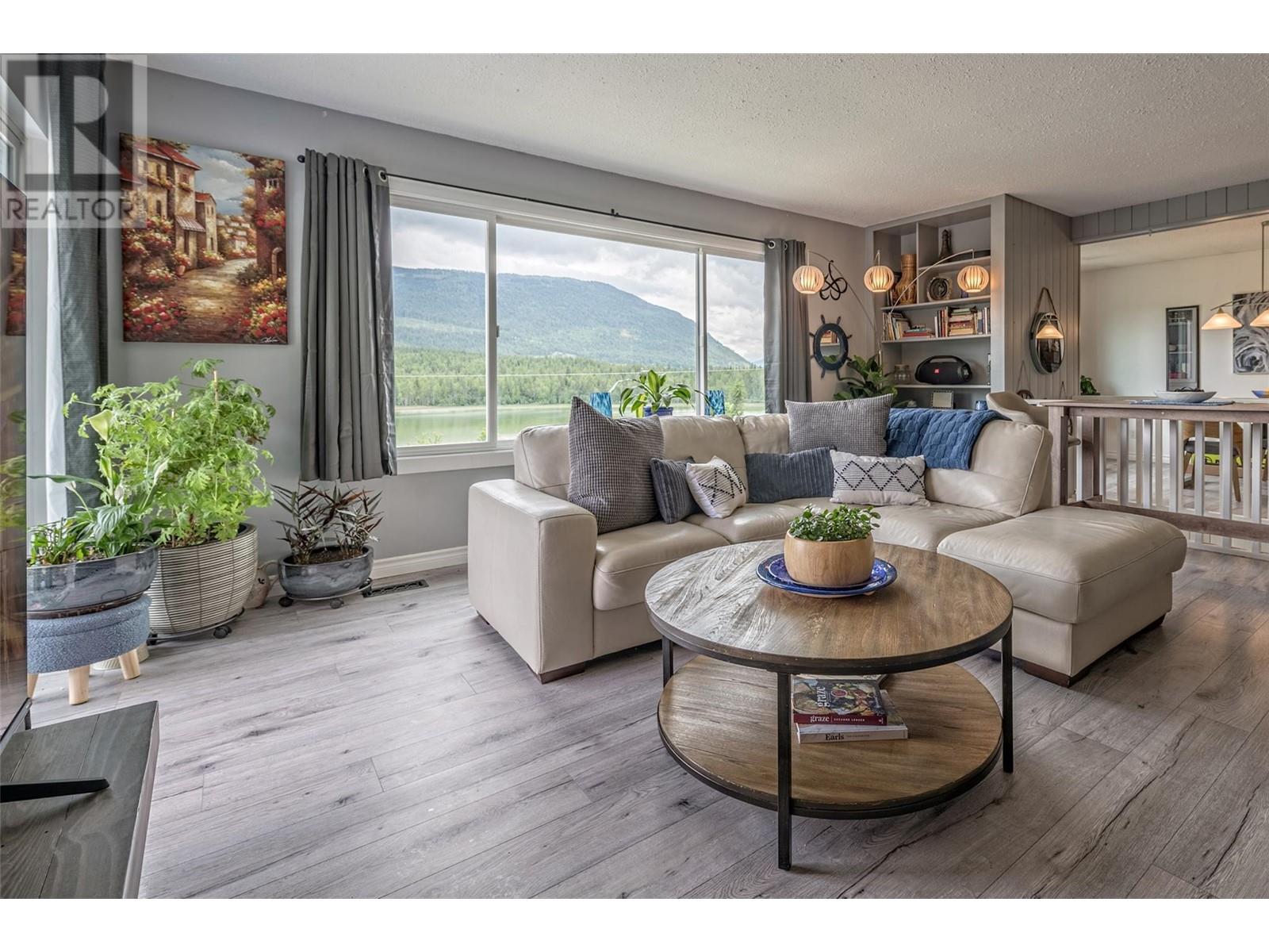 3304 White Lake Road, Sorrento