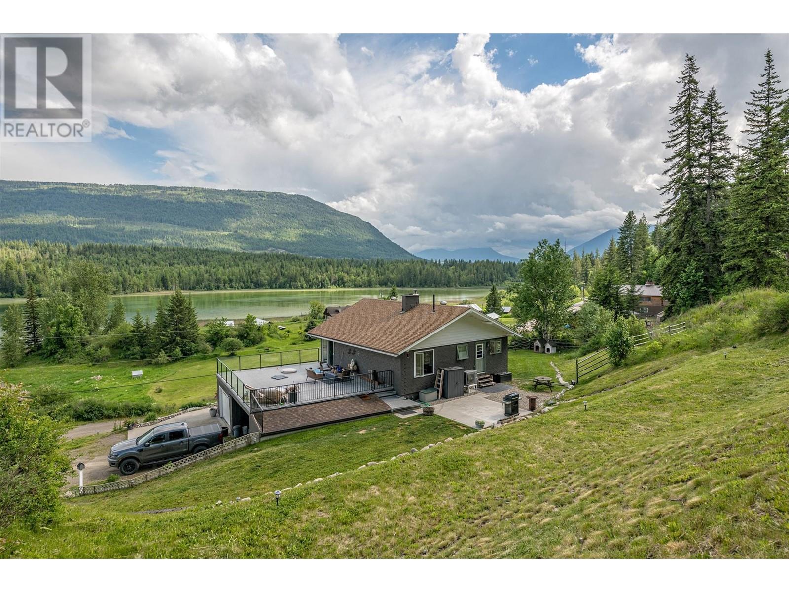 3304 White Lake Road, Sorrento