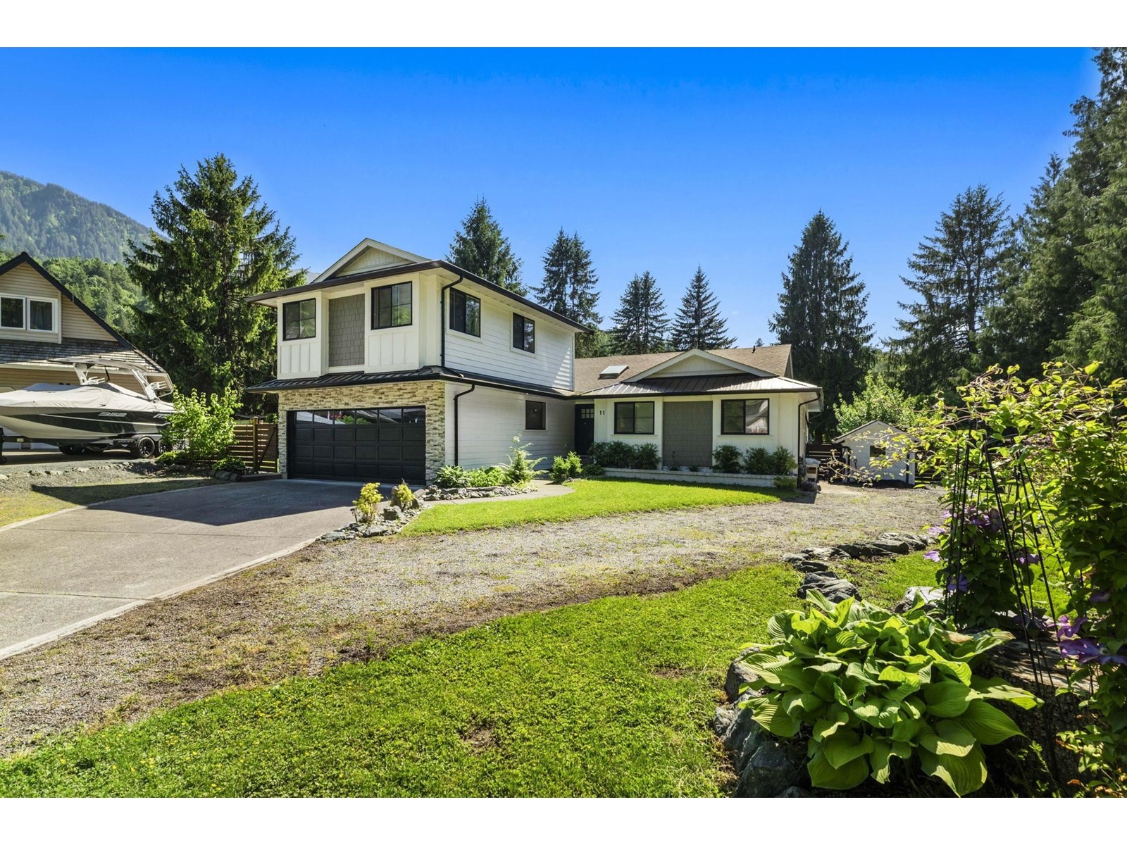Photo 6 of 11 1735 Spring Creek Drive Cultus Lake South, Lindell Beach BC
