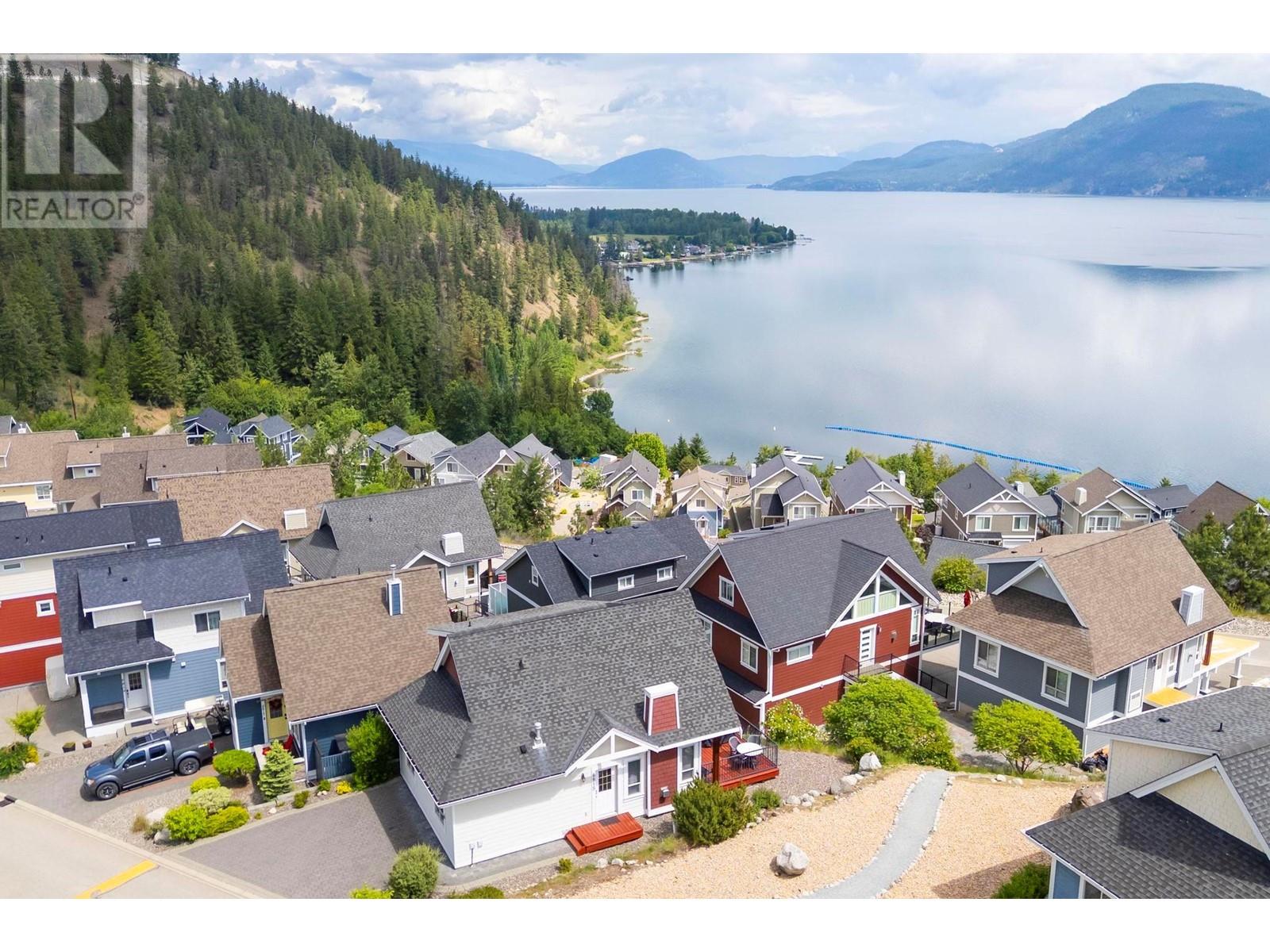  6815 Santiago Loop, Kelowna