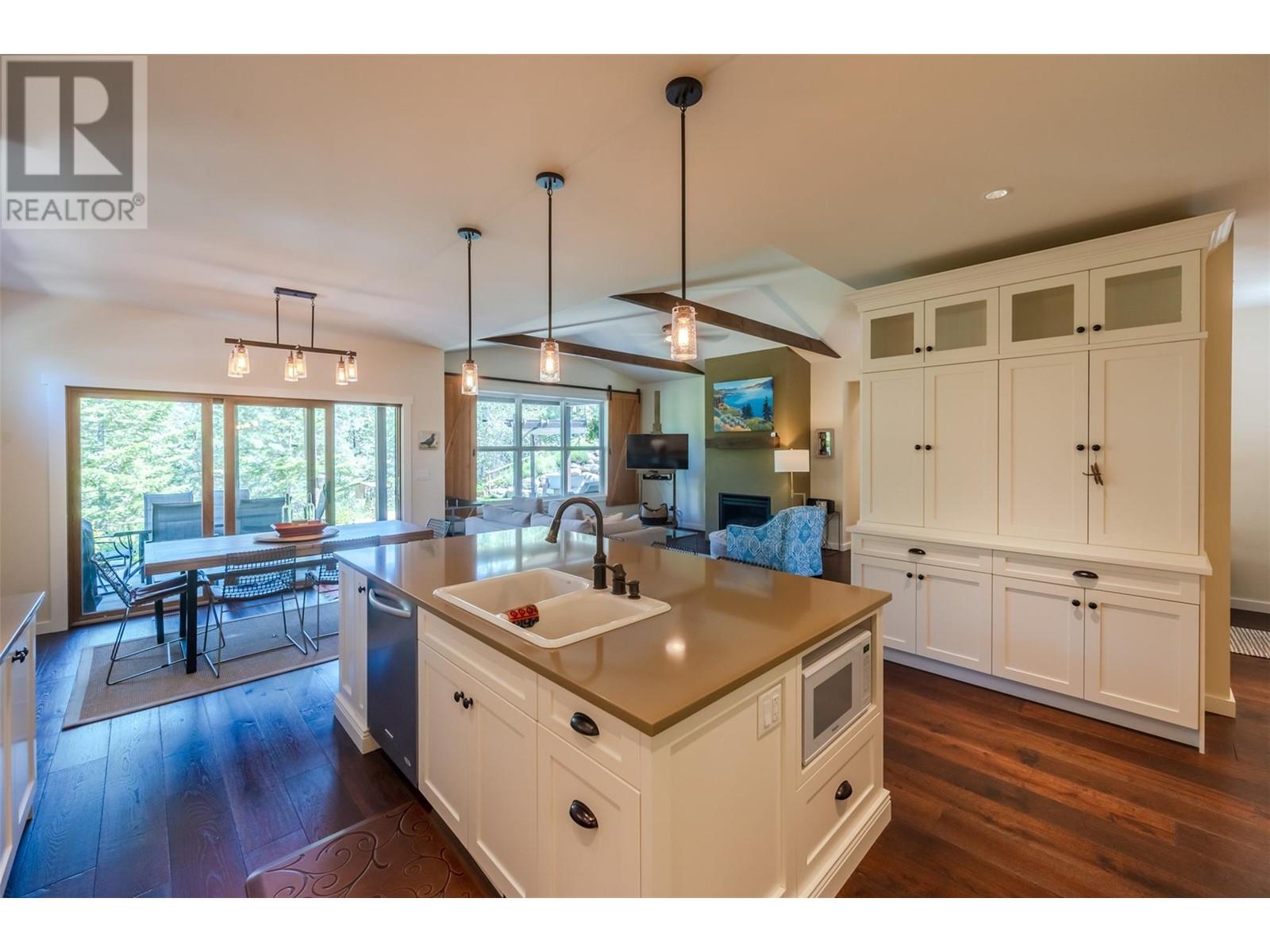  3175 Juniper Drive, Naramata