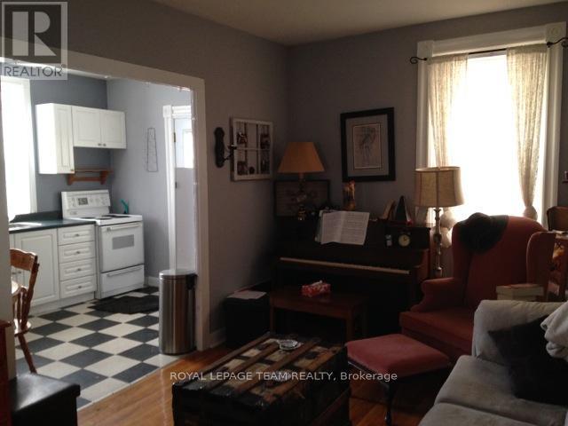 Photo 40 of 62 Laurel Street, Ottawa ON