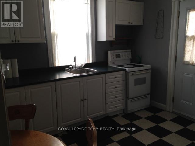 Photo 32 of 62 Laurel Street, Ottawa ON