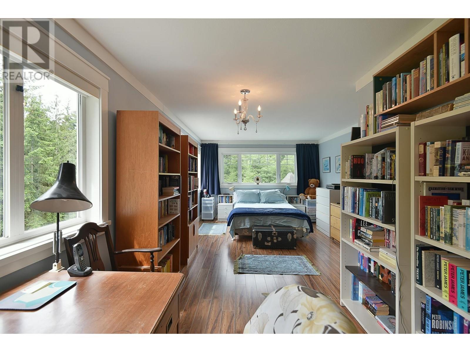 1377 ROBERTS CREEK ROAD, Roberts Creek