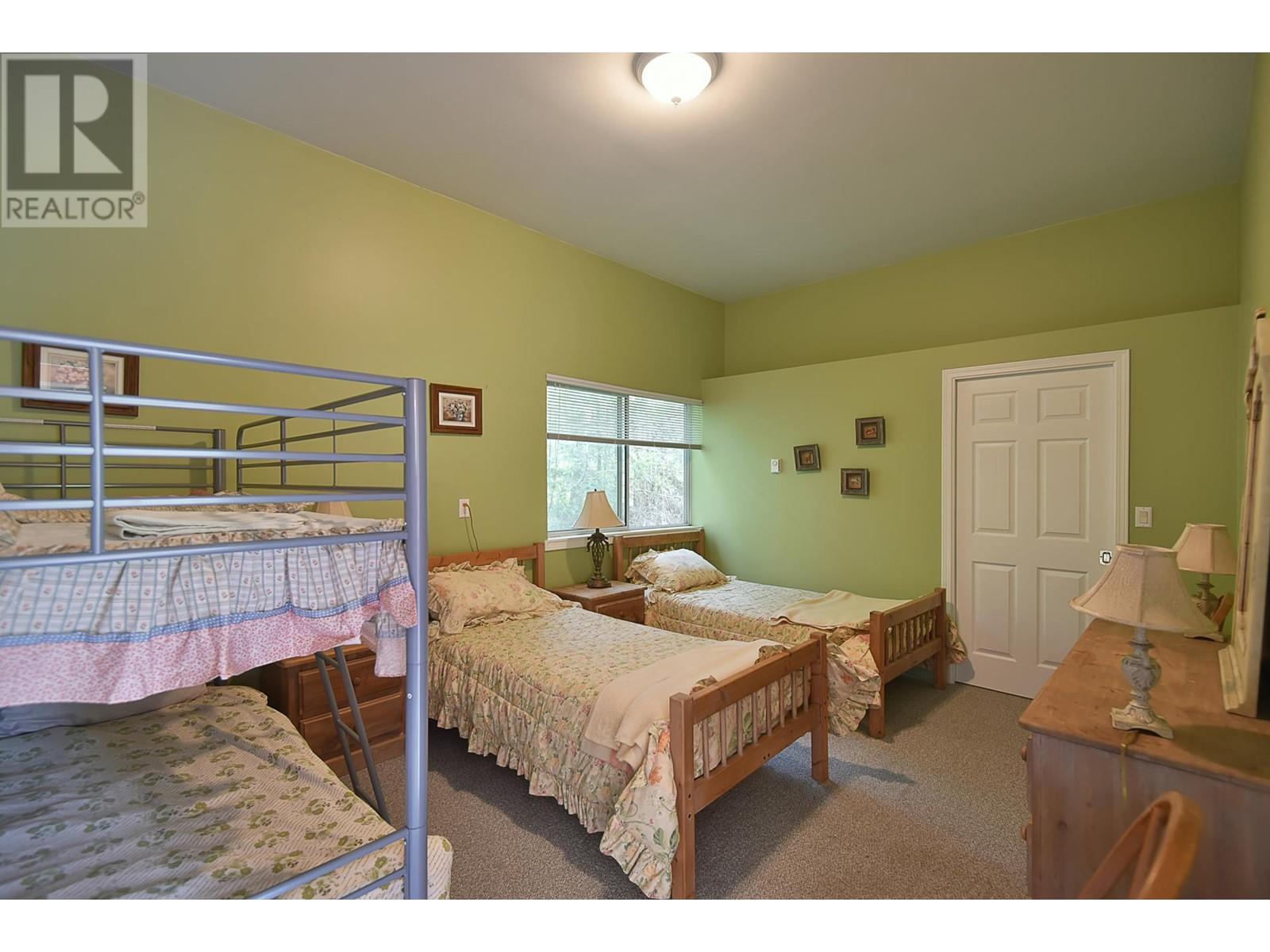 1377 ROBERTS CREEK ROAD, Roberts Creek