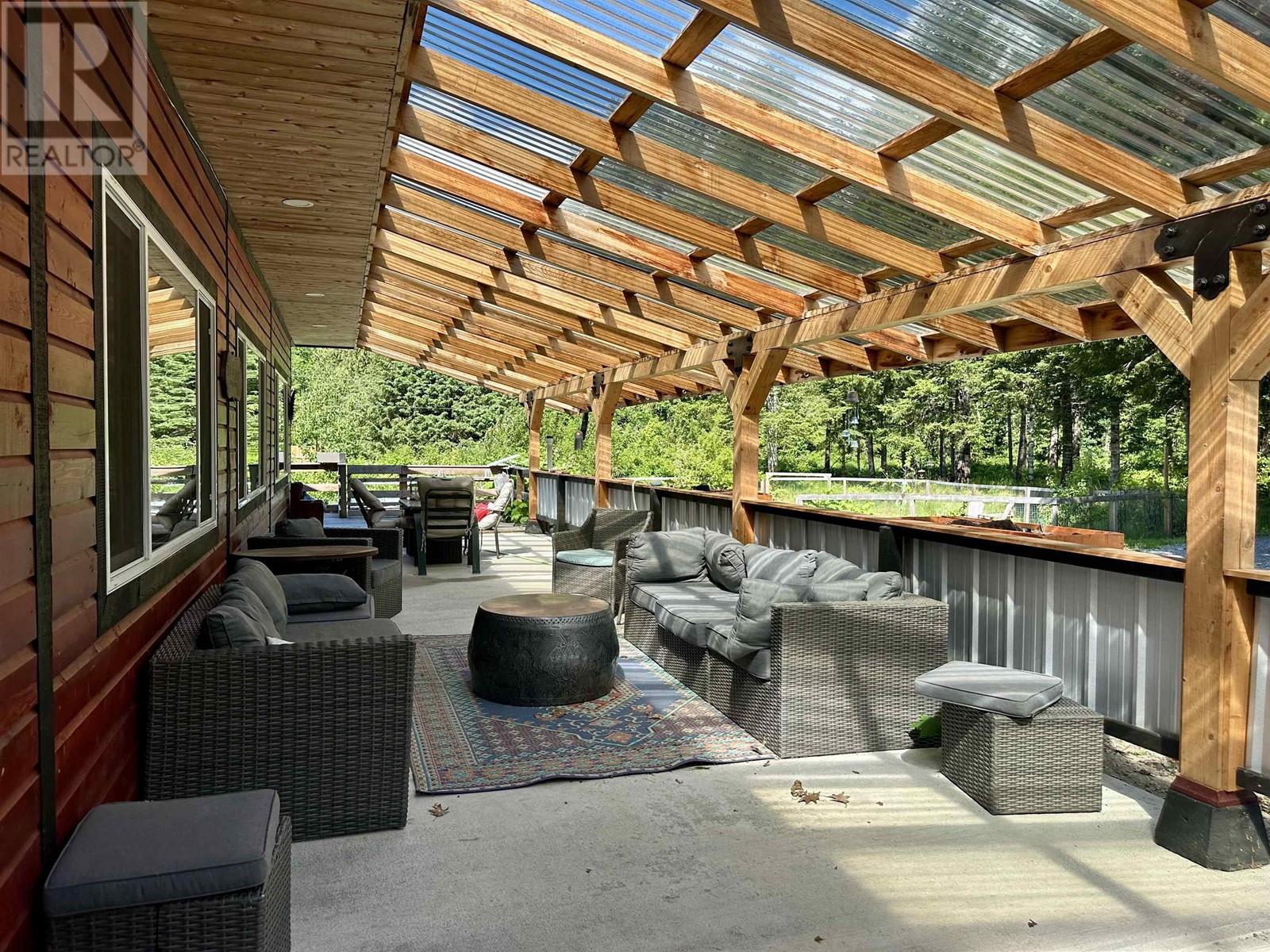 2301 MACKENZIE 20 HIGHWAY - 10