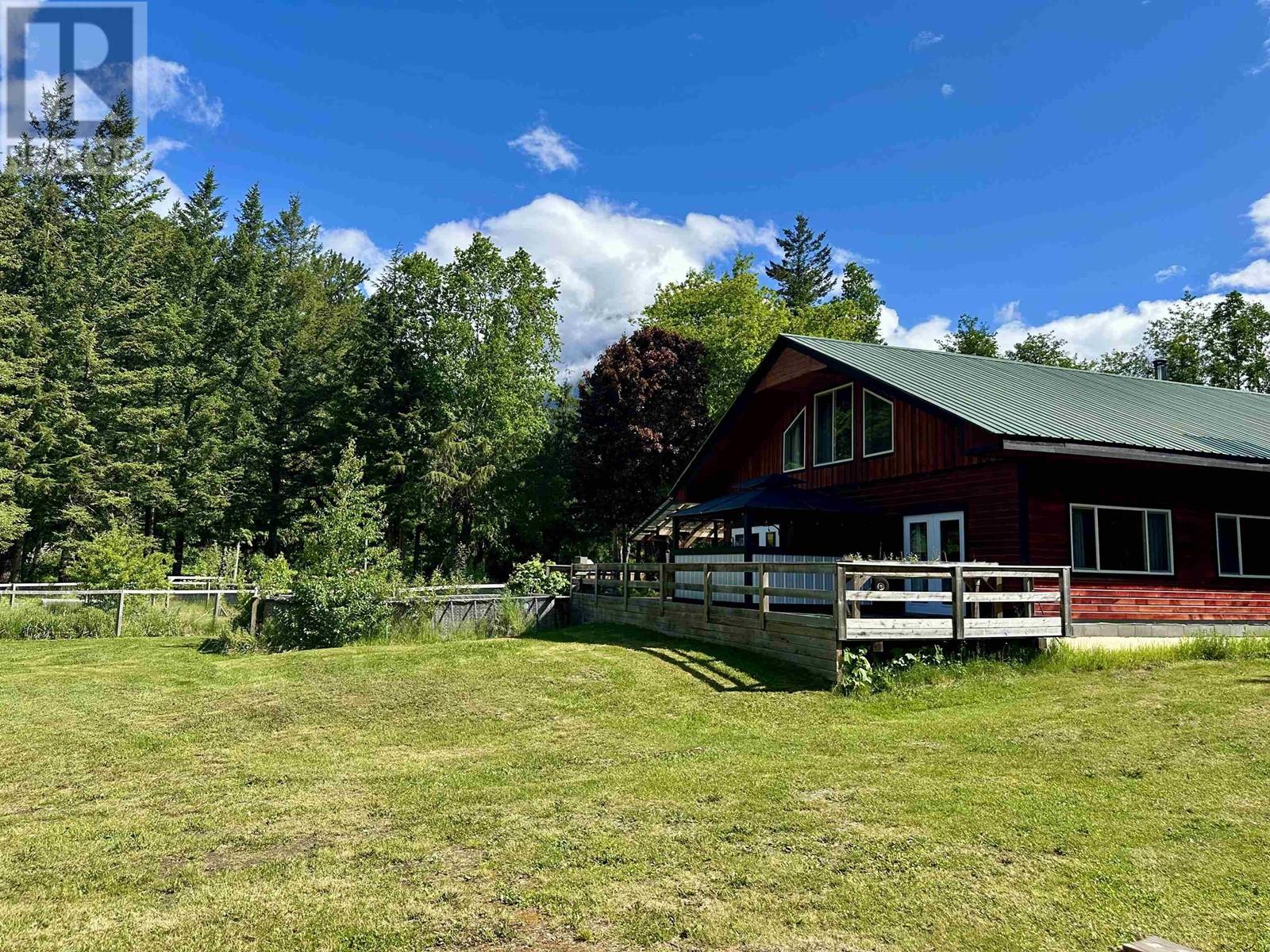 2301 MACKENZIE 20 HIGHWAY - 1