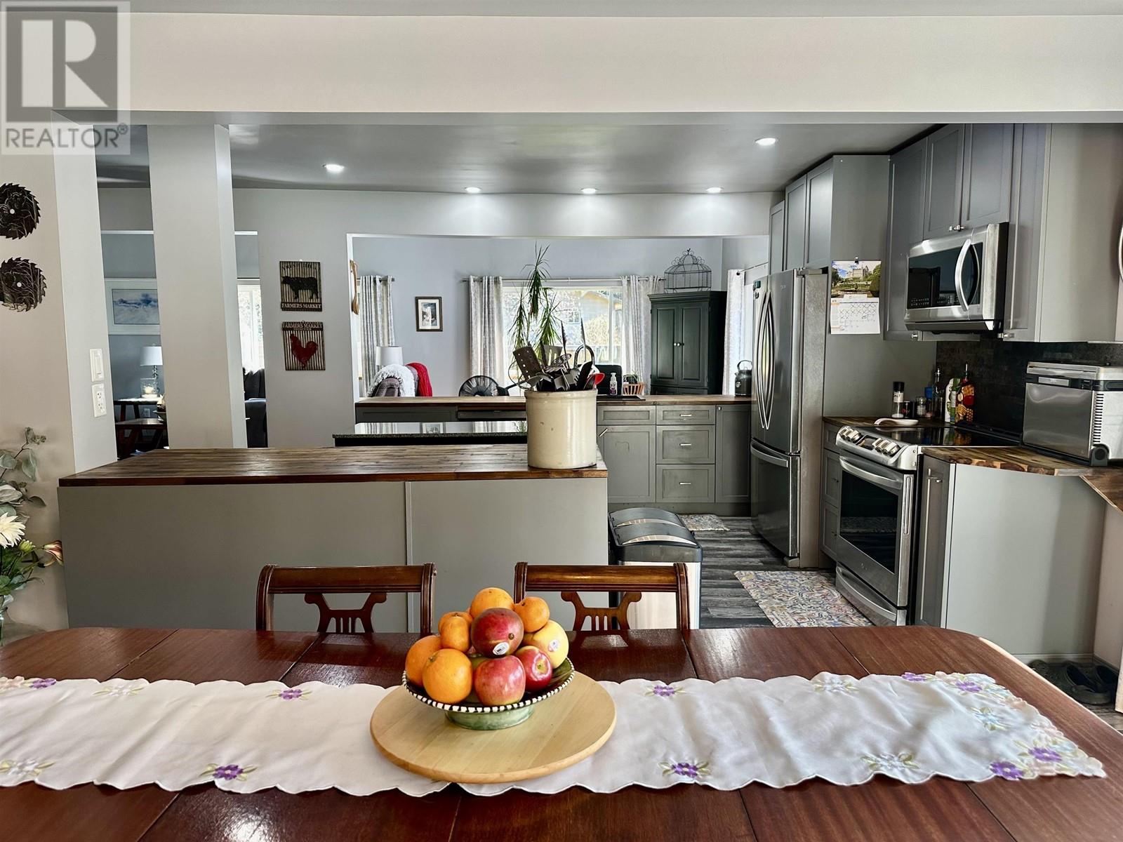 2301 MACKENZIE 20 HIGHWAY - 18