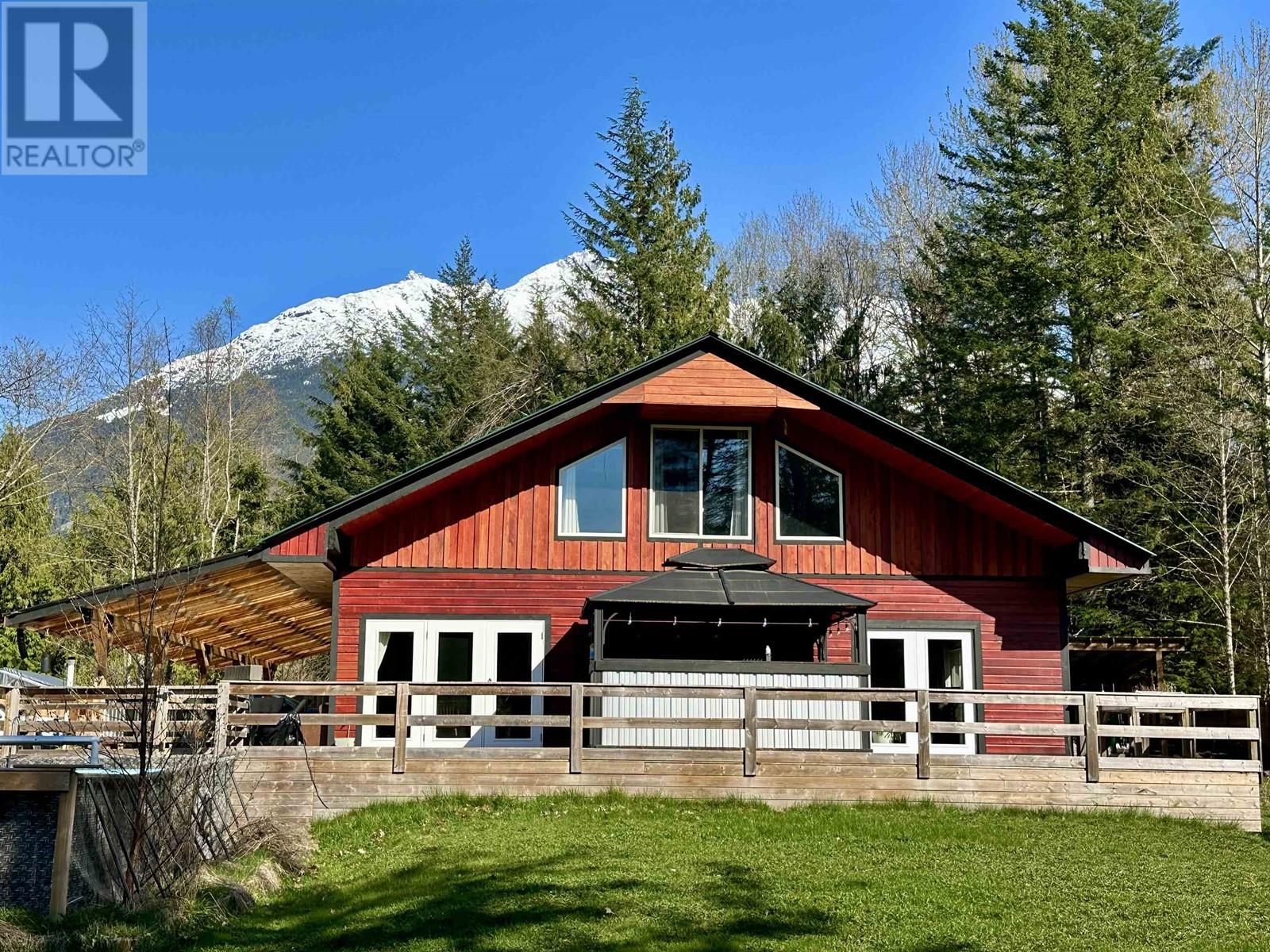 2301 MACKENZIE 20 HIGHWAY - 9