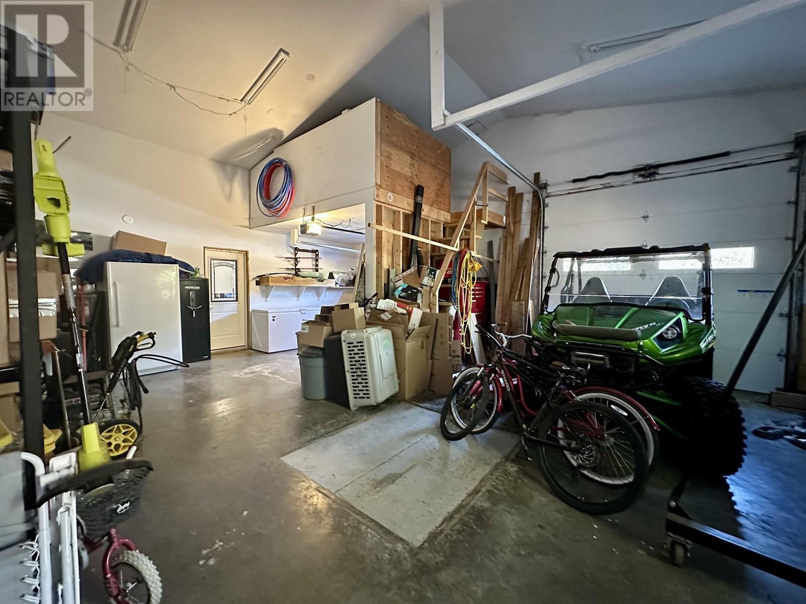 2301 MACKENZIE 20 HIGHWAY - 32