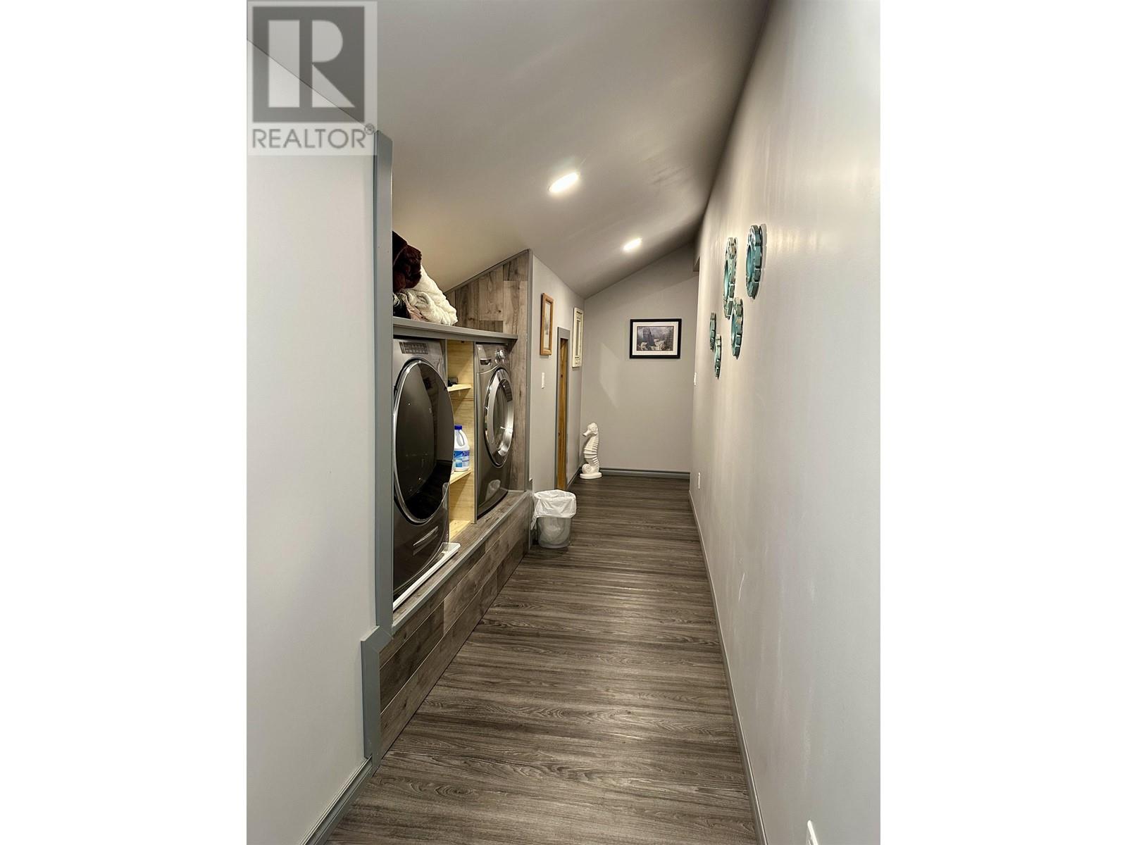 2301 MACKENZIE 20 HIGHWAY - 31