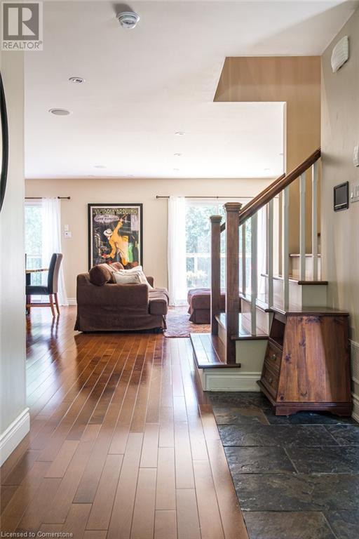 Photo 17 of 330 Strathcona Drive, Burlington ON