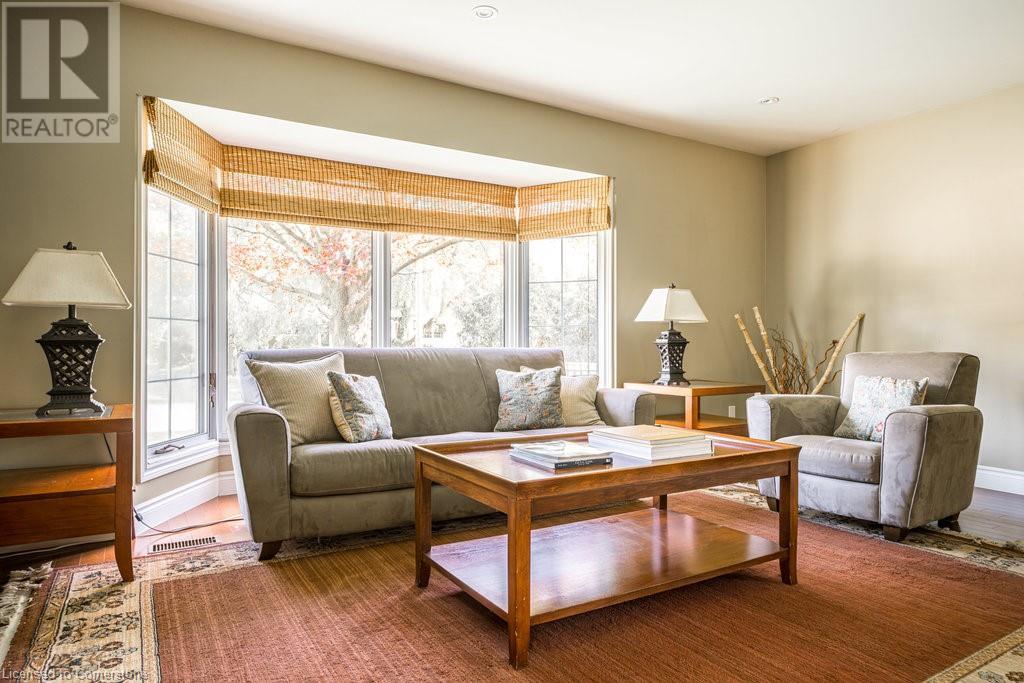 Photo 19 of 330 Strathcona Drive, Burlington ON