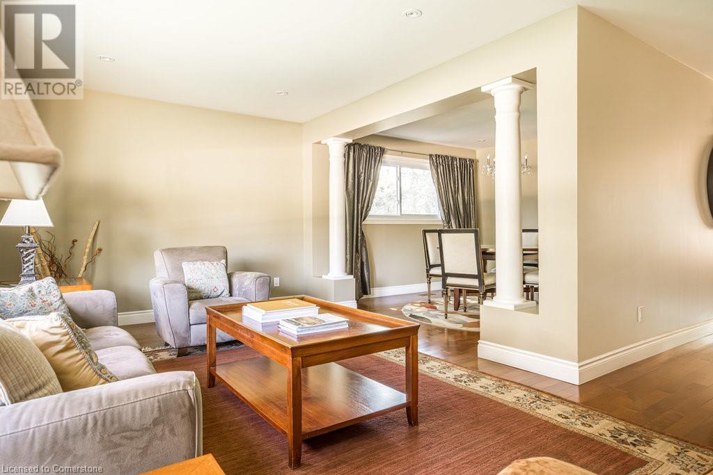 Photo 20 of 330 Strathcona Drive, Burlington ON
