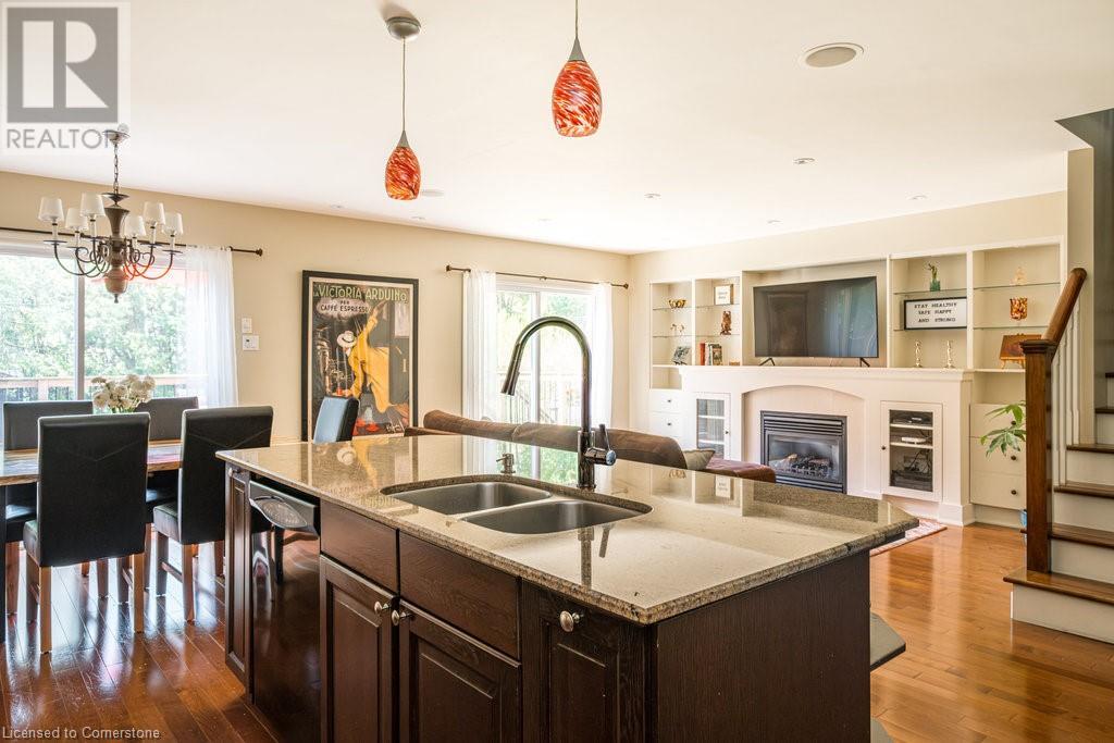 Photo 13 of 330 Strathcona Drive, Burlington ON