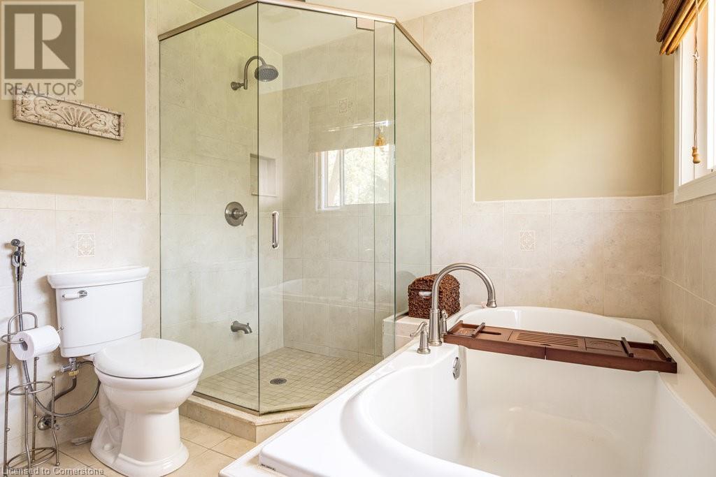 Photo 28 of 330 Strathcona Drive, Burlington ON