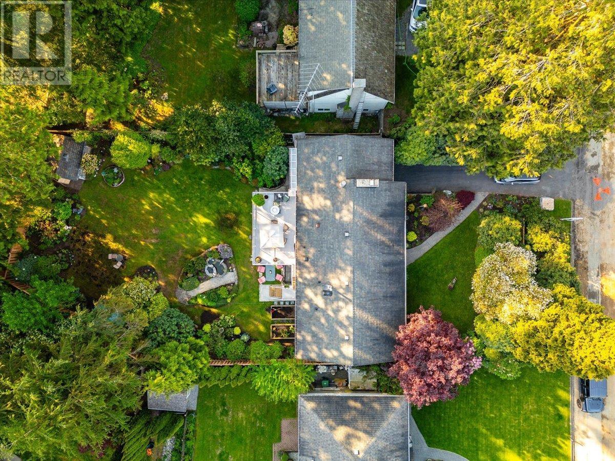 2235 WHITMAN AVENUE, North Vancouver real estate listing R2996587