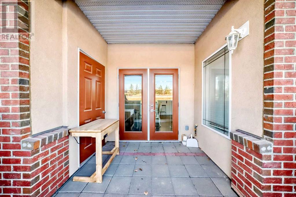 Single Family House for Sale in   Sierra Morena Landing SW Signal Hill Calgary 