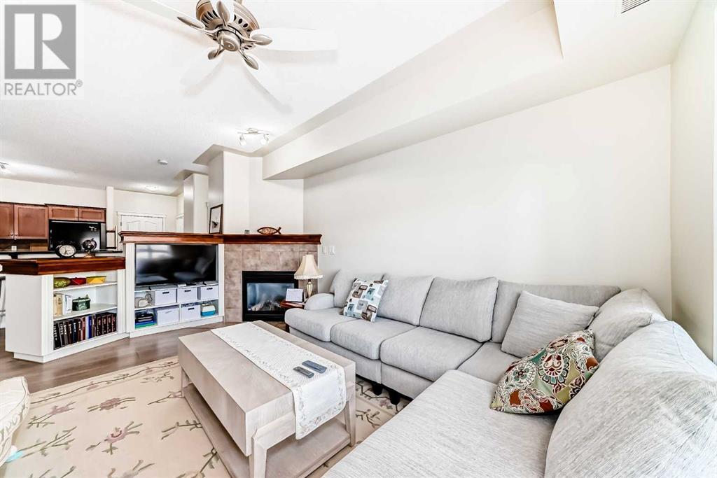 Single Family House for Sale in   Sierra Morena Landing SW Signal Hill Calgary 
