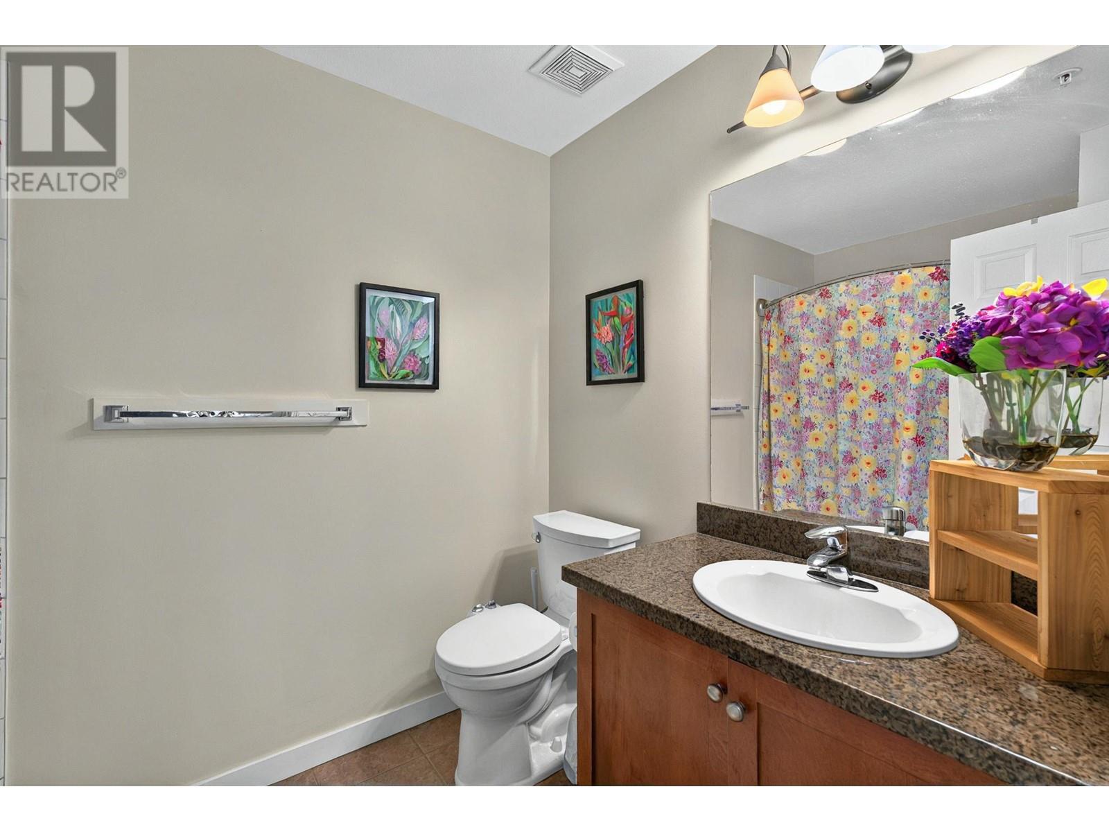 2206 1873 Country Club Drive, Kelowna