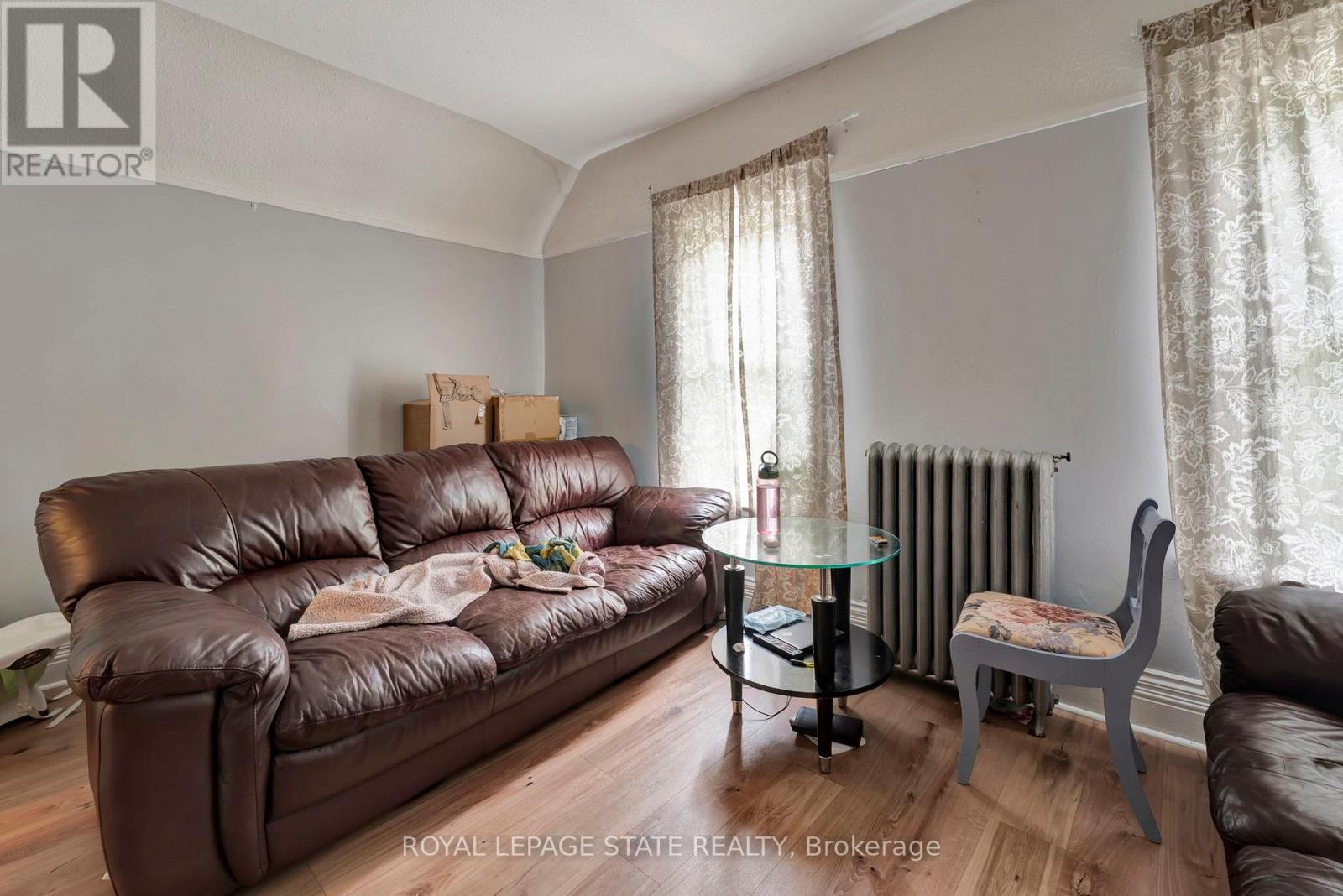 Photo 13 of 237 Marlborough Street, Brantford ON