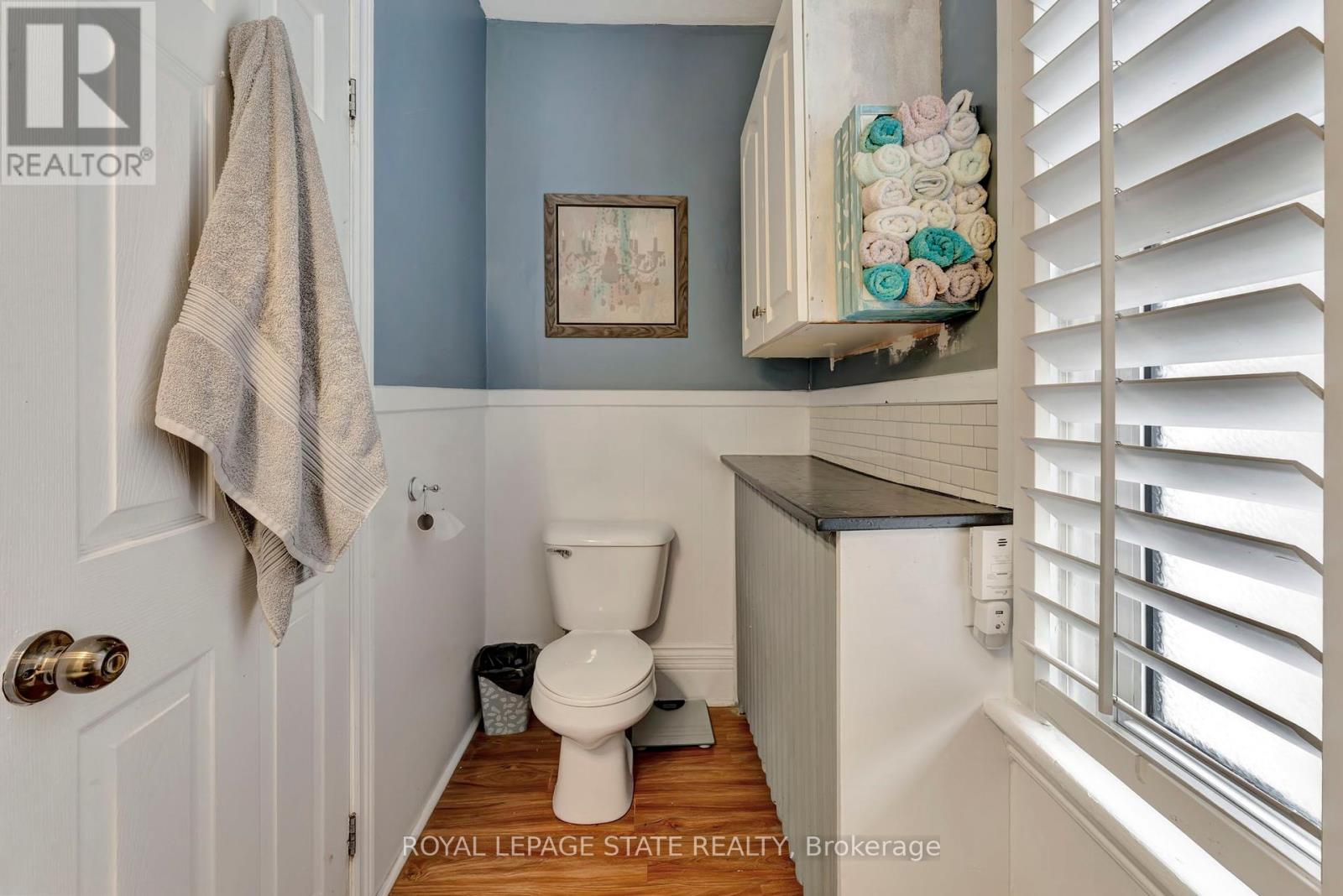 Photo 22 of 237 Marlborough Street, Brantford ON
