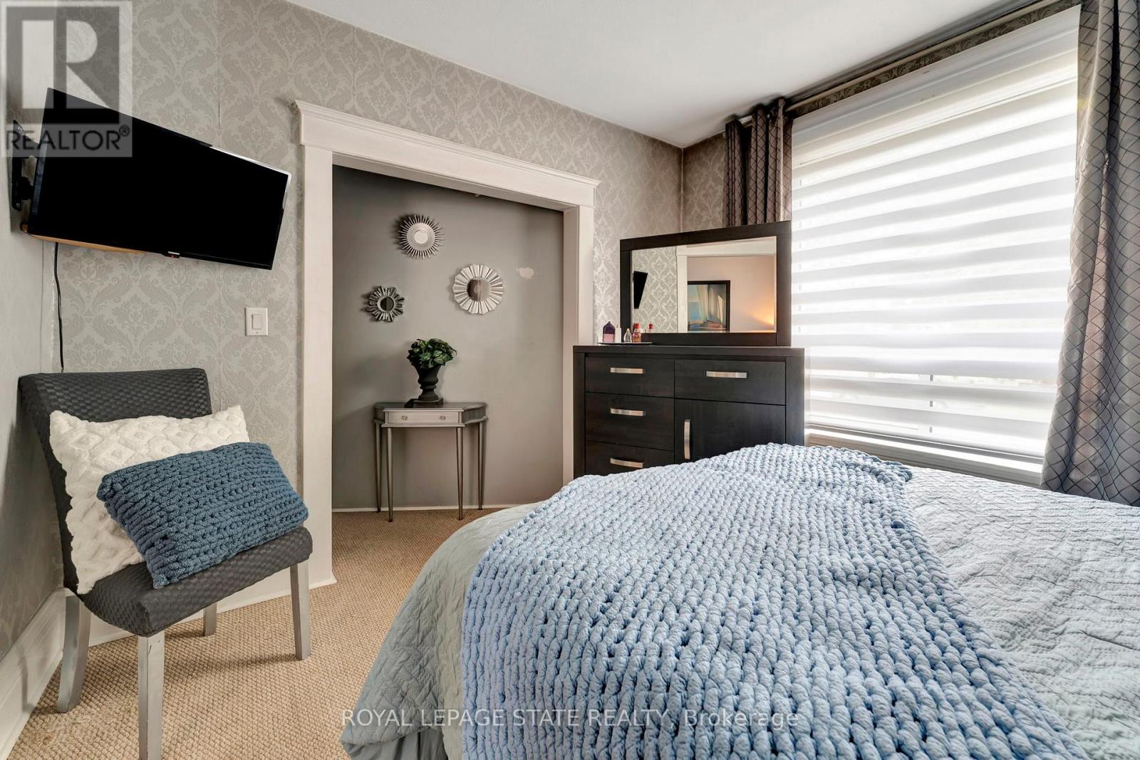 Photo 24 of 237 Marlborough Street, Brantford ON