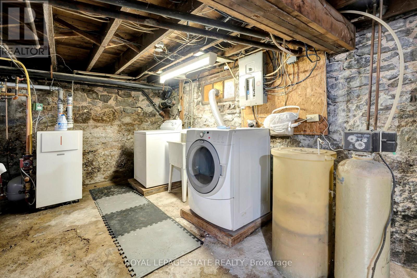 Photo 28 of 237 Marlborough Street, Brantford ON