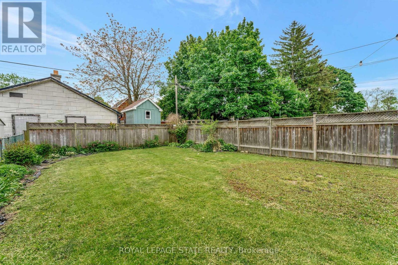 Photo 32 of 237 Marlborough Street, Brantford ON
