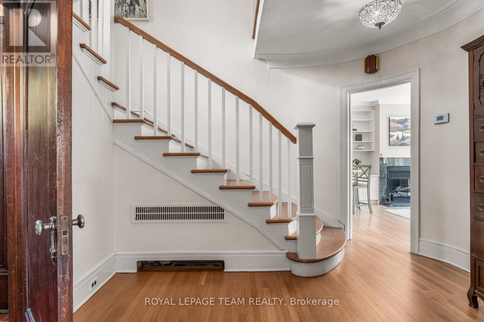 Photo 10 of 224 Buena Vista Road, Ottawa ON